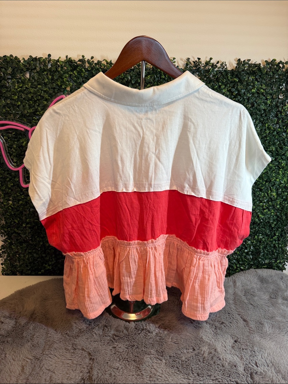 NWT Pilcro Colorblock Peplum Polo Top size medium - Picture 6 of 6